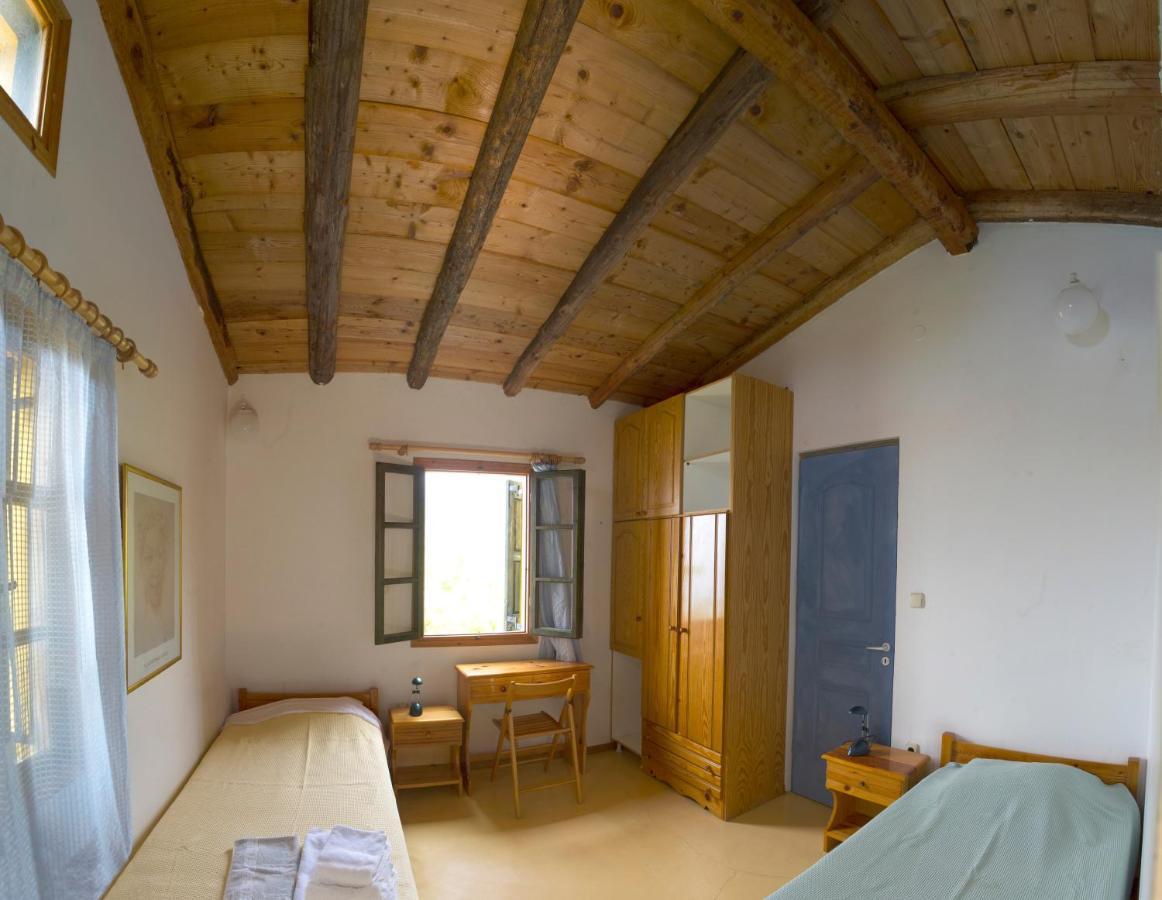 Ikarian Centre - Accommodation & Mountain Hiking Εύδηλος Εξωτερικό φωτογραφία